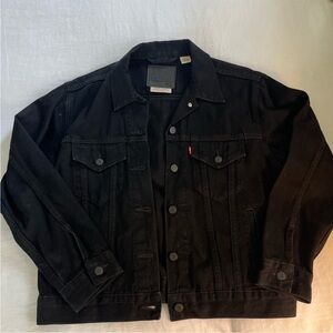 Levi’s Jean Jacket - BLACK